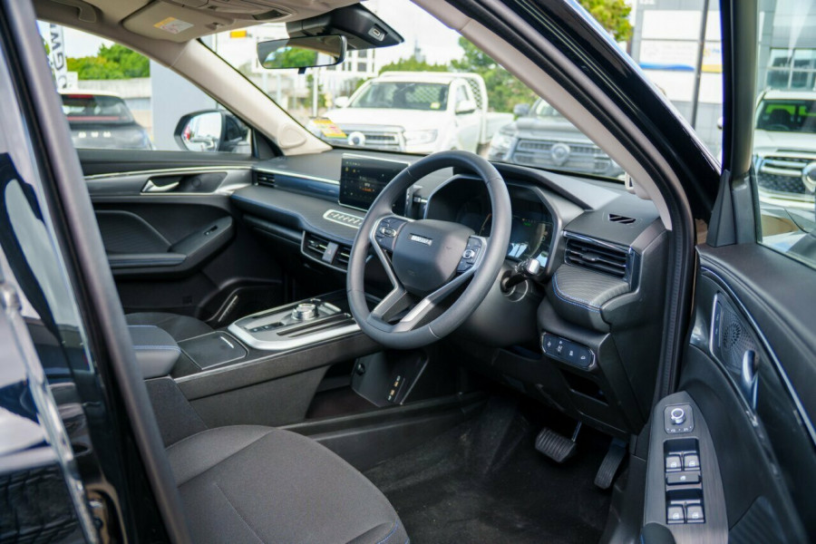 2026 GWM Haval Jolion A02 Premium Hybrid SUV Image 16