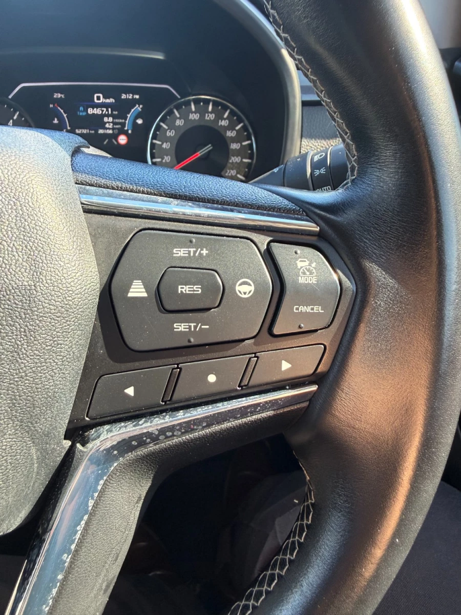 2022 MY23 Isuzu MU-X RJ LS-T SUV Image 17