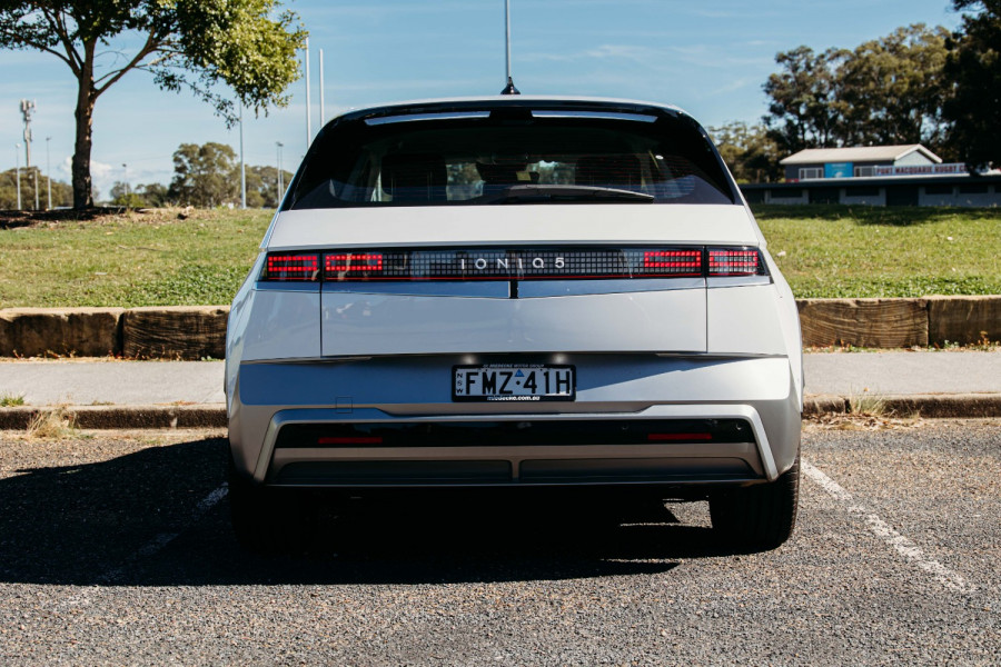 2024 MY25 Hyundai IONIQ 5 NE.V5  SUV Image 12
