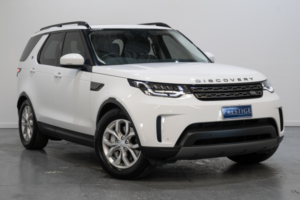 2019 Land Rover Discovery Series 5 SE SUV