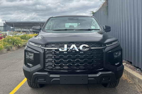 2024 JAC T9  Oasis Ute