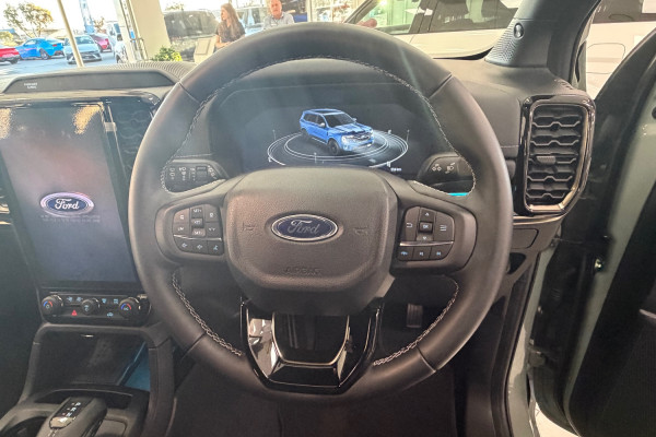 2026 MY26.5 Ford Everest UB Platinum SUV Image 14