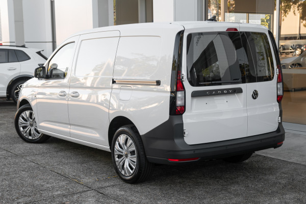 2025 Volkswagen Caddy 5 Maxi Van Van Image 2