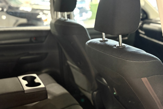 2020 Toyota HiLux  SR Dual Cab Ute Image 19