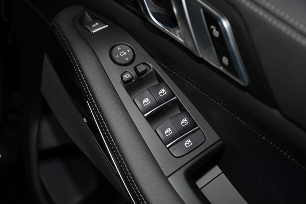 2025 BMW X5 G05 LCI xDrive40i M Sport SUV image 17