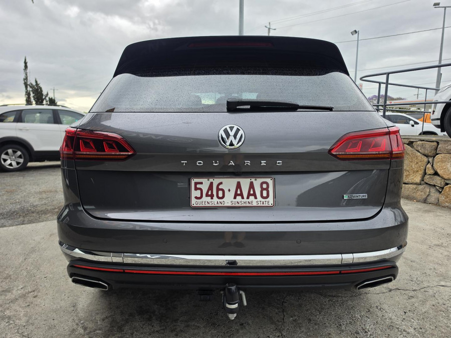 2020 Volkswagen Touareg CR 190TDI Adventure SUV Image 10