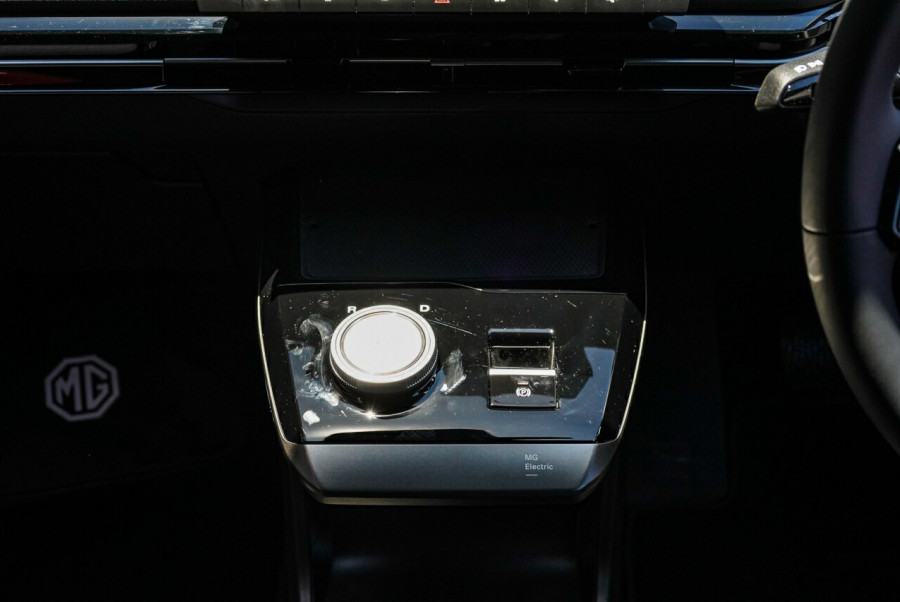 2024 MG MG4 MEH32 Essence 64 Hatch Image 10