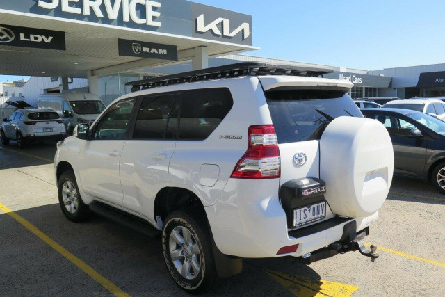 2016 Toyota LandCruiser Prado GDJ150R GXL SUV Image 6