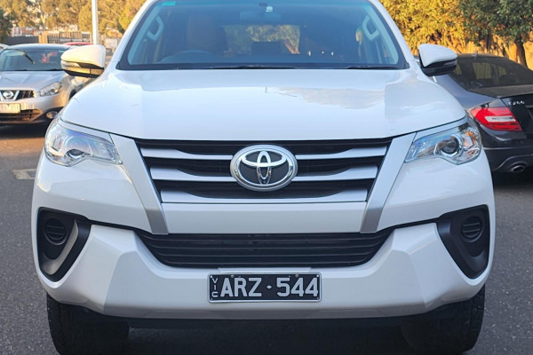 2017 Toyota Fortuner GUN156R GX SUV Image 2