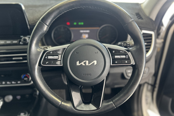 2022 Kia Seltos SP2 GT-Line SUV Image 10