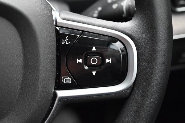 2026 Volvo XC90 L Series Ultra B5 Dark SUV Image 20