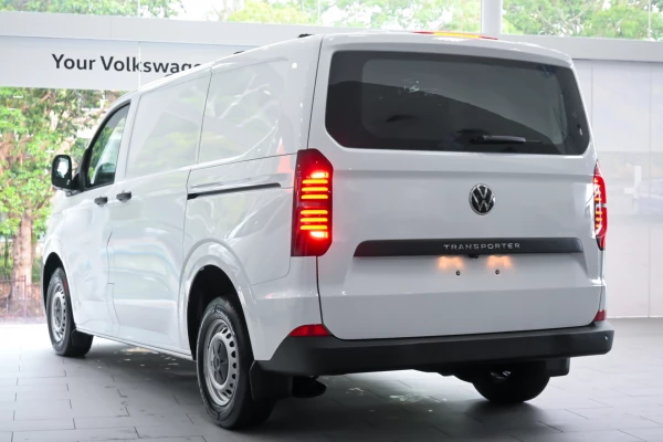 2025 Volkswagen Transporter NSN SWB Van Van Image 2