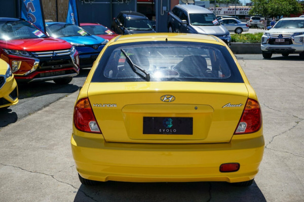 2003 MY04 Hyundai Accent LC MY04 GL Hatchback Image 3