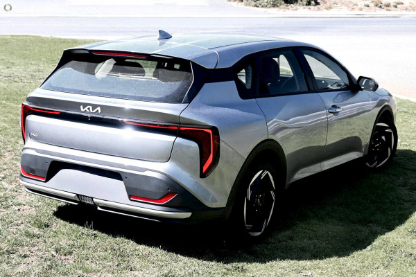 2026 Kia K4 CL4m Sport+ Hatch Image 3