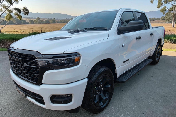 2026 Ram 1500 DT Express Black Edition Hurricane SO Ute Image 2