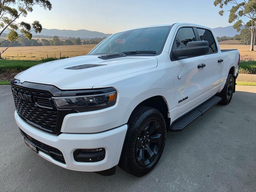 2026 Ram 1500 DT Express Black Edition Hurricane SO Ute Image 2