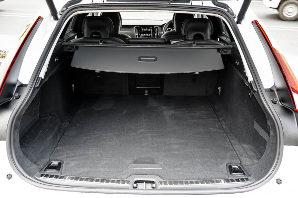 2019 MY20 Volvo V90 Cross Country D5 Wagon