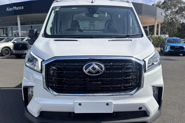 2025 MY24 LDV Deliver 9  XLWB Cab Chassis Image 4