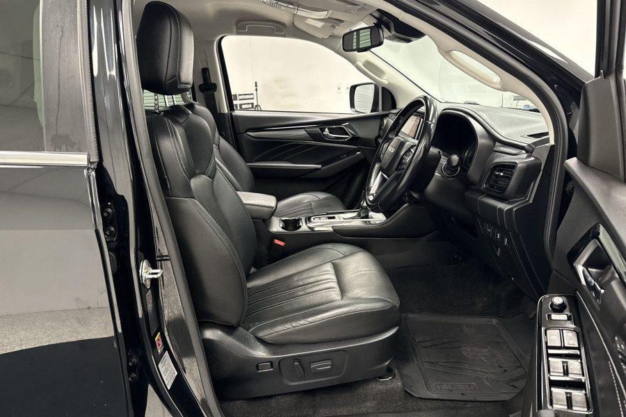 2021 Isuzu MU-X RJ LS-T SUV Image 20