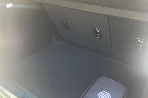2024 MG MG4 MEH32 Excite 51 125kW Hatch Image 5
