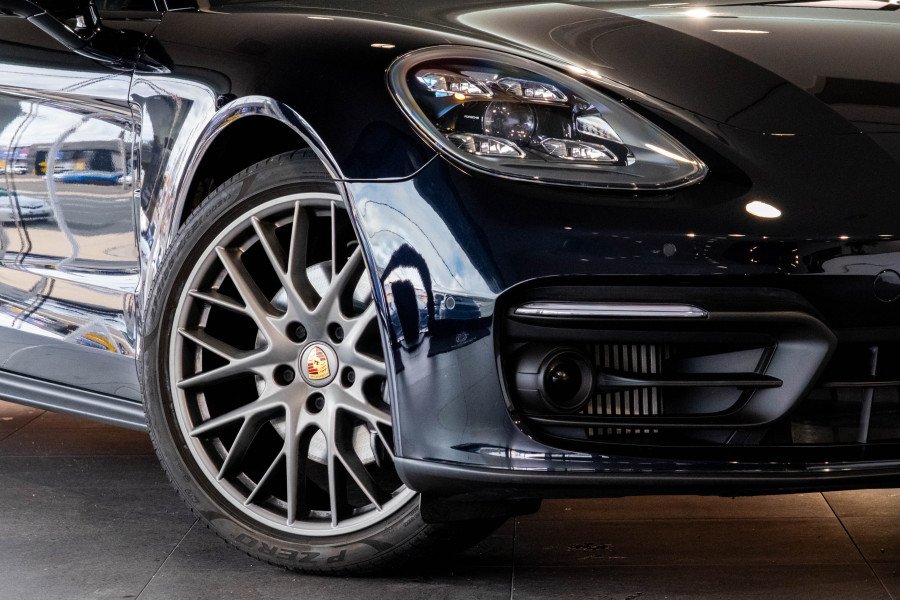 2021 MY22 Porsche Panamera 971 Sedan