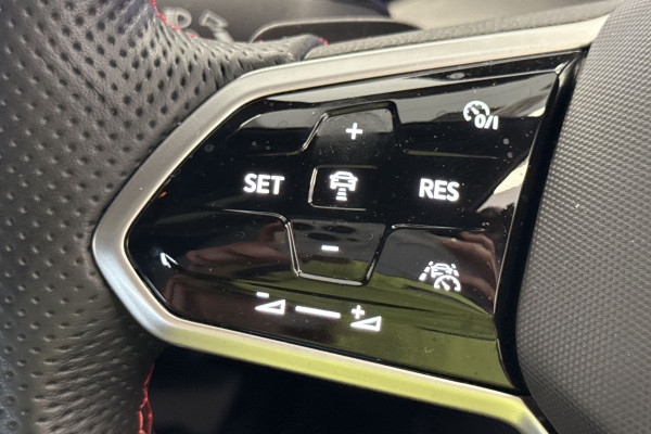 2023 Volkswagen Golf 8 GTI Hatch