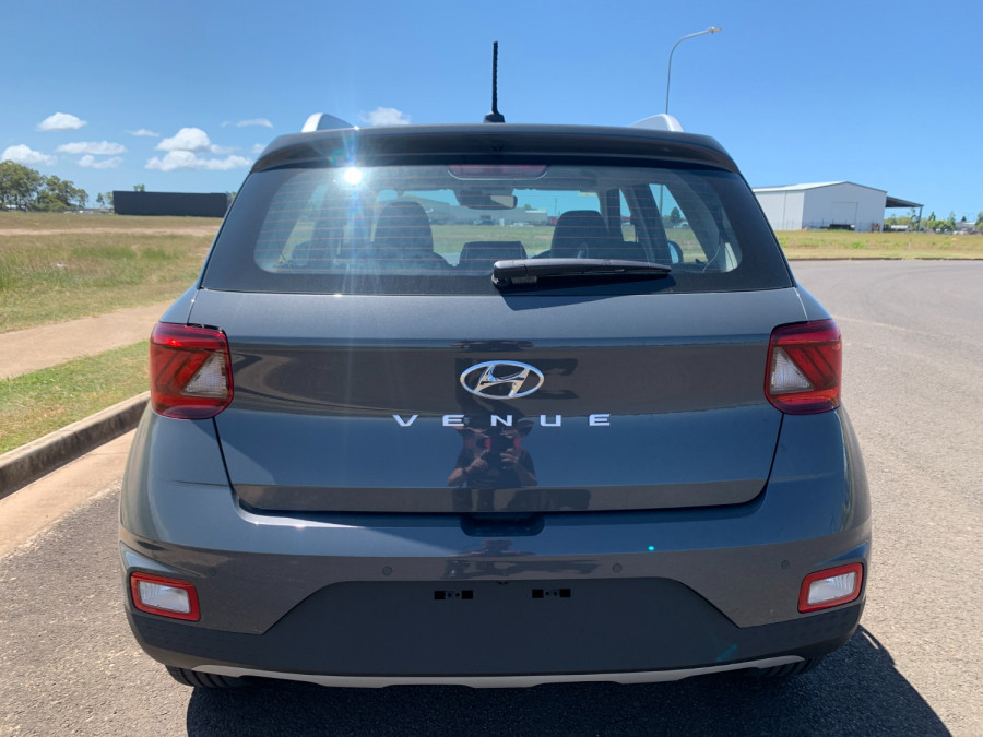 2025 Hyundai Venue QX.V5 Active SUV Image 8