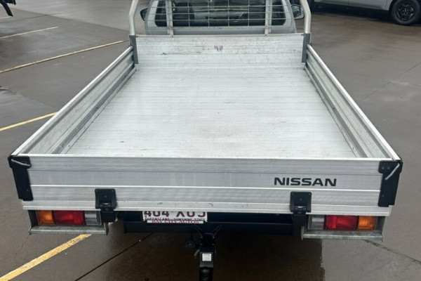 2017 Nissan Navara D23 Series 3 RX Cab Chassis Image 5