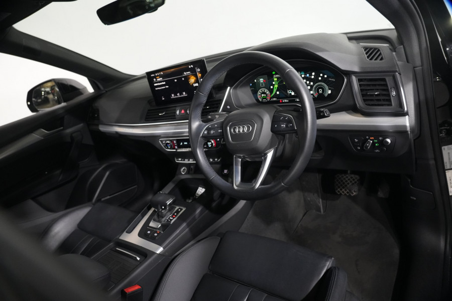 2021 Audi Q5 FY 45 TFSI sport SUV Image 12