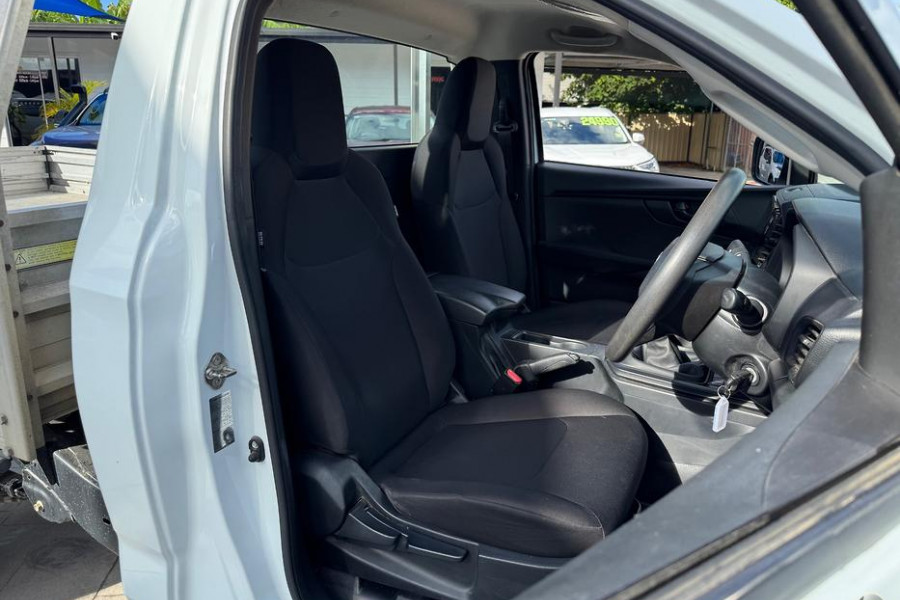 2021 Isuzu D-MAX RG SX High Ride Cab Chassis Image 9