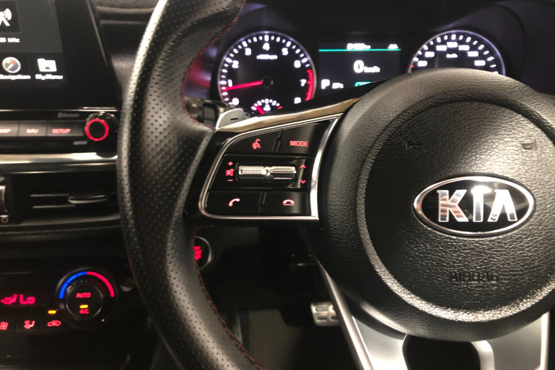 2019 Kia Cerato BD GT Hatch Image 14