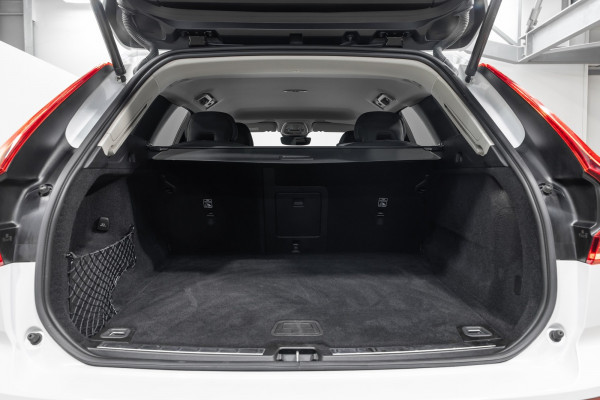 2026 Volvo XC60 UZ B5 Plus 2L MHeV AWD SUV Image 8