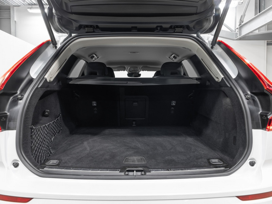 2026 Volvo XC60 UZ B5 Plus 2L MHeV AWD SUV Image 8
