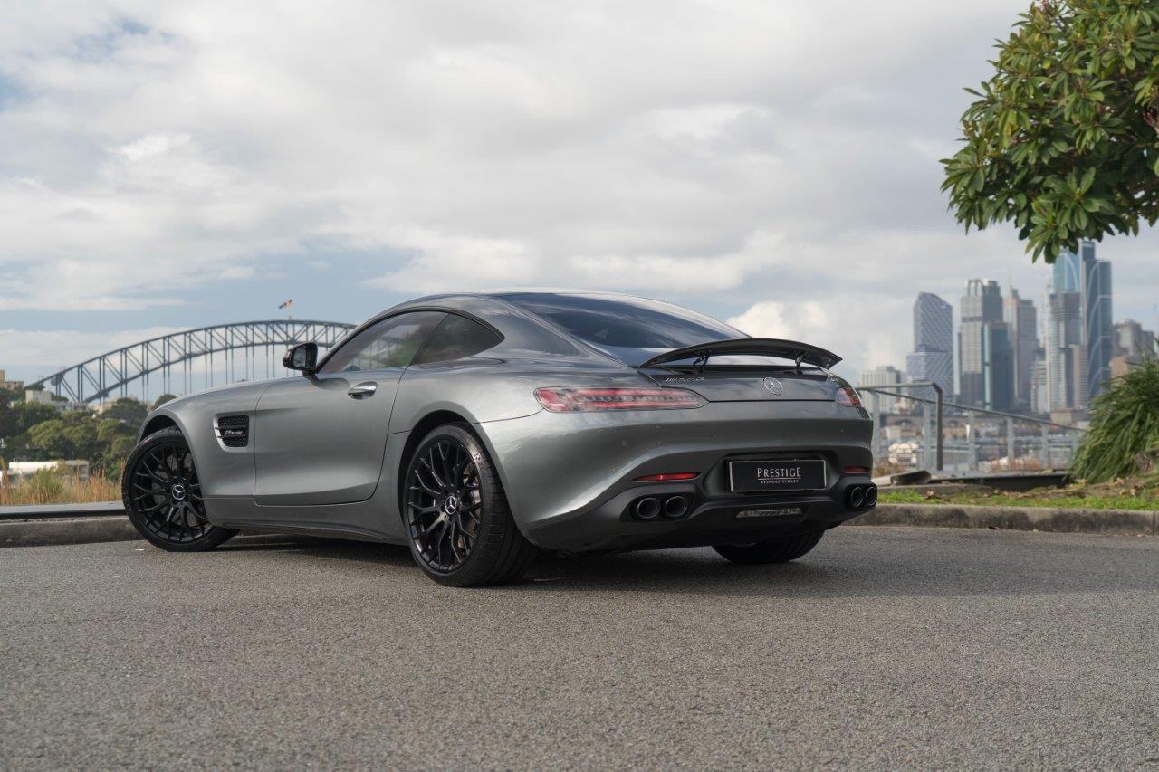 2021 Mercedes-Benz AMG GT Night Edition Coupe Image 2