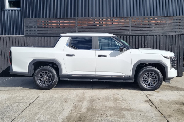 2025 MG U9 Explore Ute Image 2