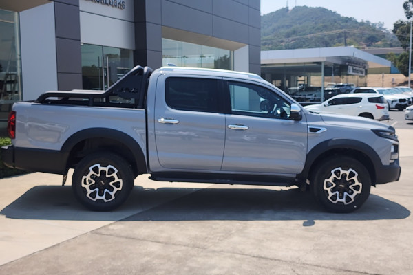 2025 MY24 JAC T9  Haven Ute