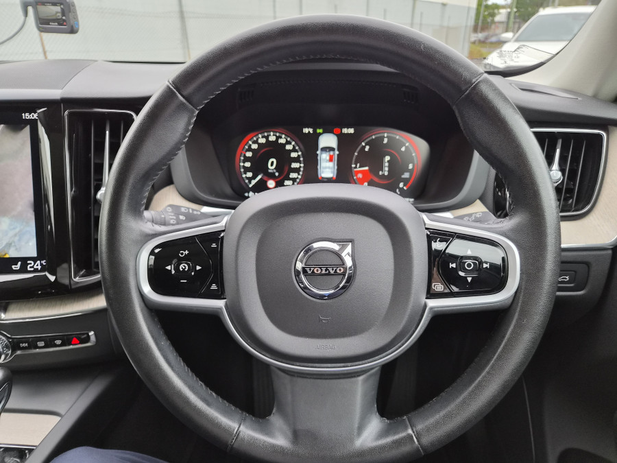 2018 Volvo XC60 UZ D4 Inscription SUV Image 20
