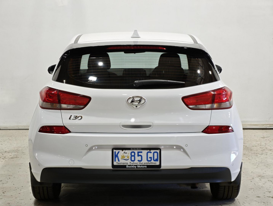 2018 Hyundai i30 PD Active Hatch Image 3