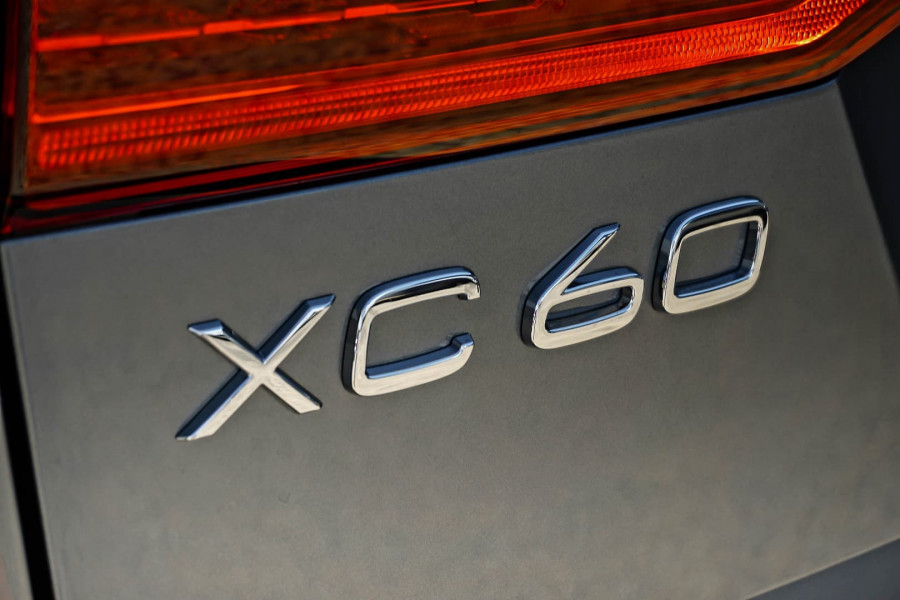 2020 MY21 Volvo XC60 (No Series) D4 Inscription Suv Image 18