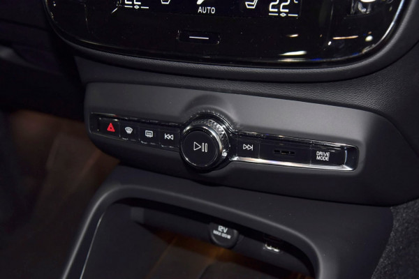 2021 Volvo XC40 (No Series) Recharge Plug-In Hybrid Suv