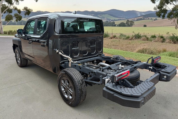 2025 MY26 Kia Tasman TK SX Cab Chassis Image 5