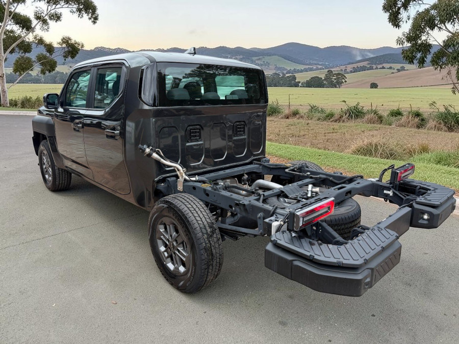 2025 MY26 Kia Tasman TK SX Cab Chassis Image 5