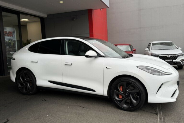 2026 MG IM6 S12L Platinum Wagon Image 2