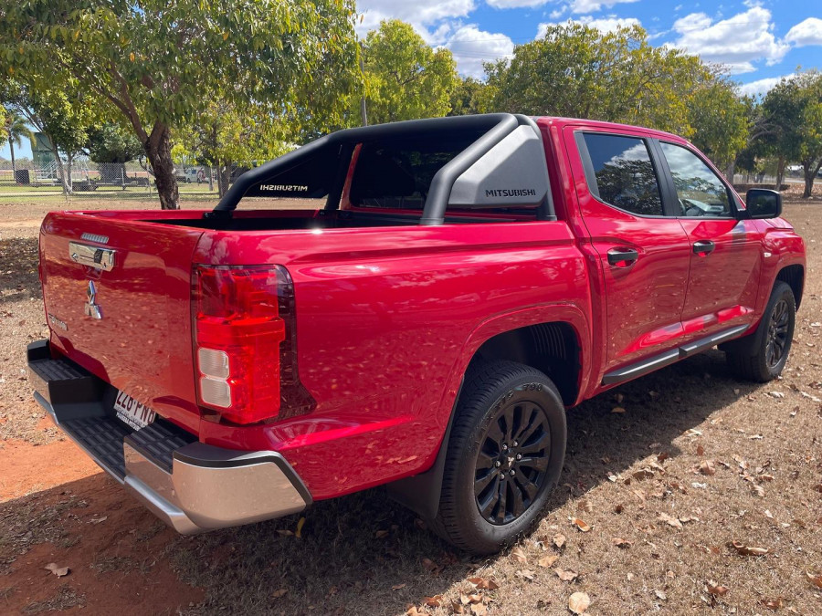 2025 Mitsubishi Triton MV GLX-R Ute Image 3