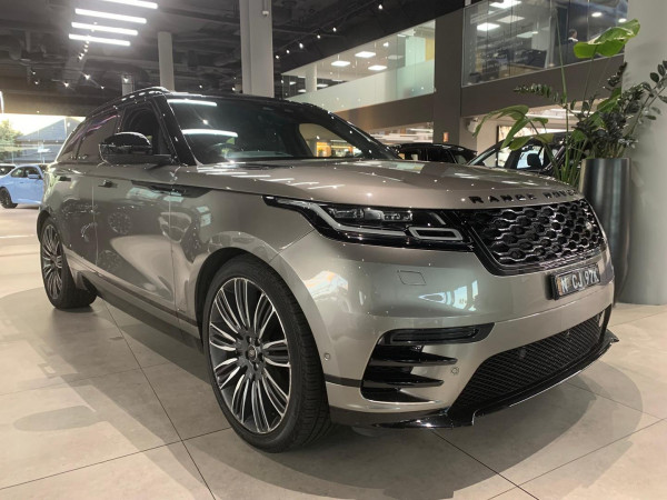 2021 Land Rover Range Rover Velar L560 P400 R-Dynamic HSE SUV image 3