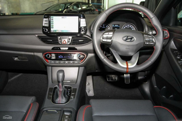 2018 Hyundai i30 PD SR Hatch Image 6
