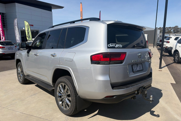 2022 MY24 Toyota LandCruiser FJA300R Sahara SUV Image 3