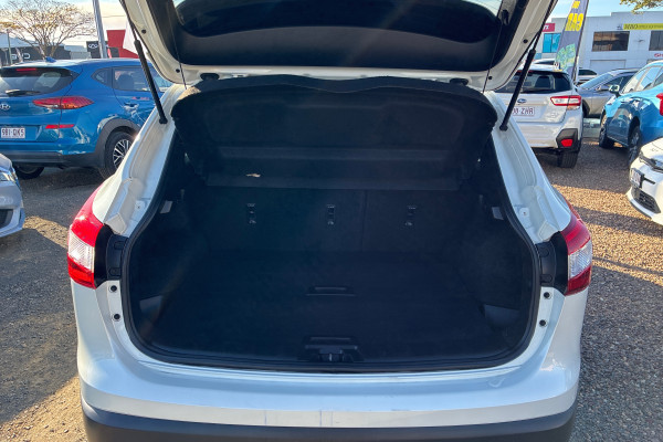 2017 Nissan QASHQAI J11 Ti SUV Image 13
