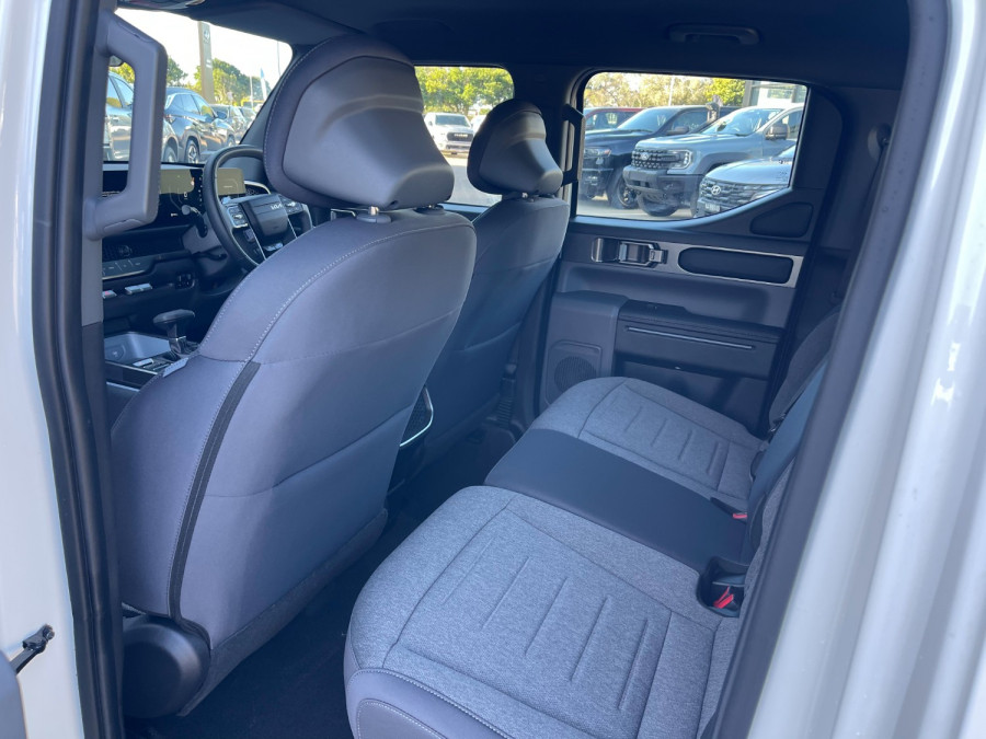 2025 MY26 Kia Tasman TK SX Cab Chassis Image 12