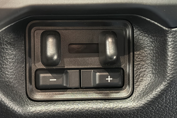 2026 MY26.5 Ford Everest UB Sport SUV Image 30